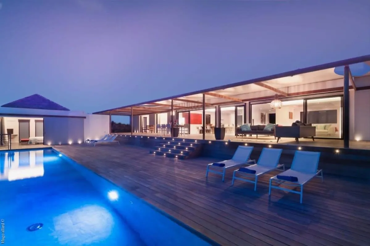 Hilltop Deluxe Villa In Petit Cul De Sac 圣巴泰勒米